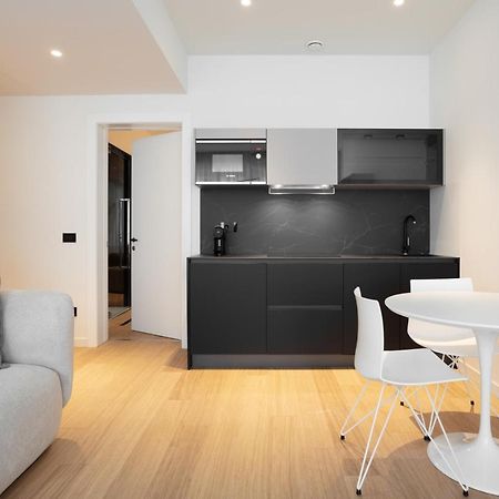 Sant'Ambrogio Apartments, Reception H24 Milano Eksteriør billede