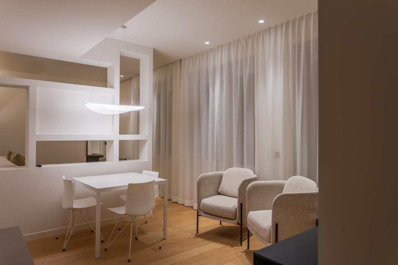 Sant'Ambrogio Apartments, Reception H24 Milano Eksteriør billede